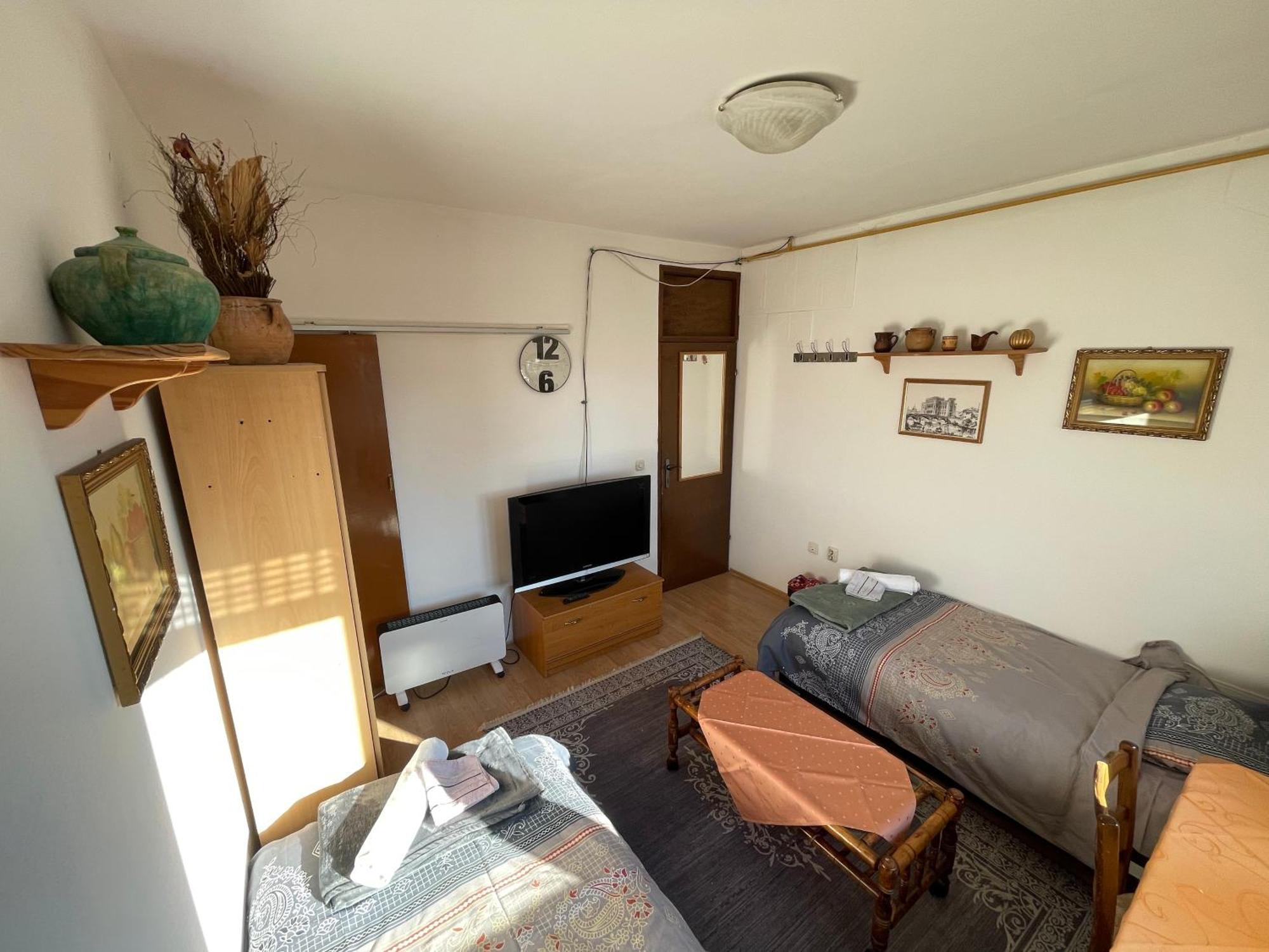 Rooms Ada SJJ Eksteriør bilde